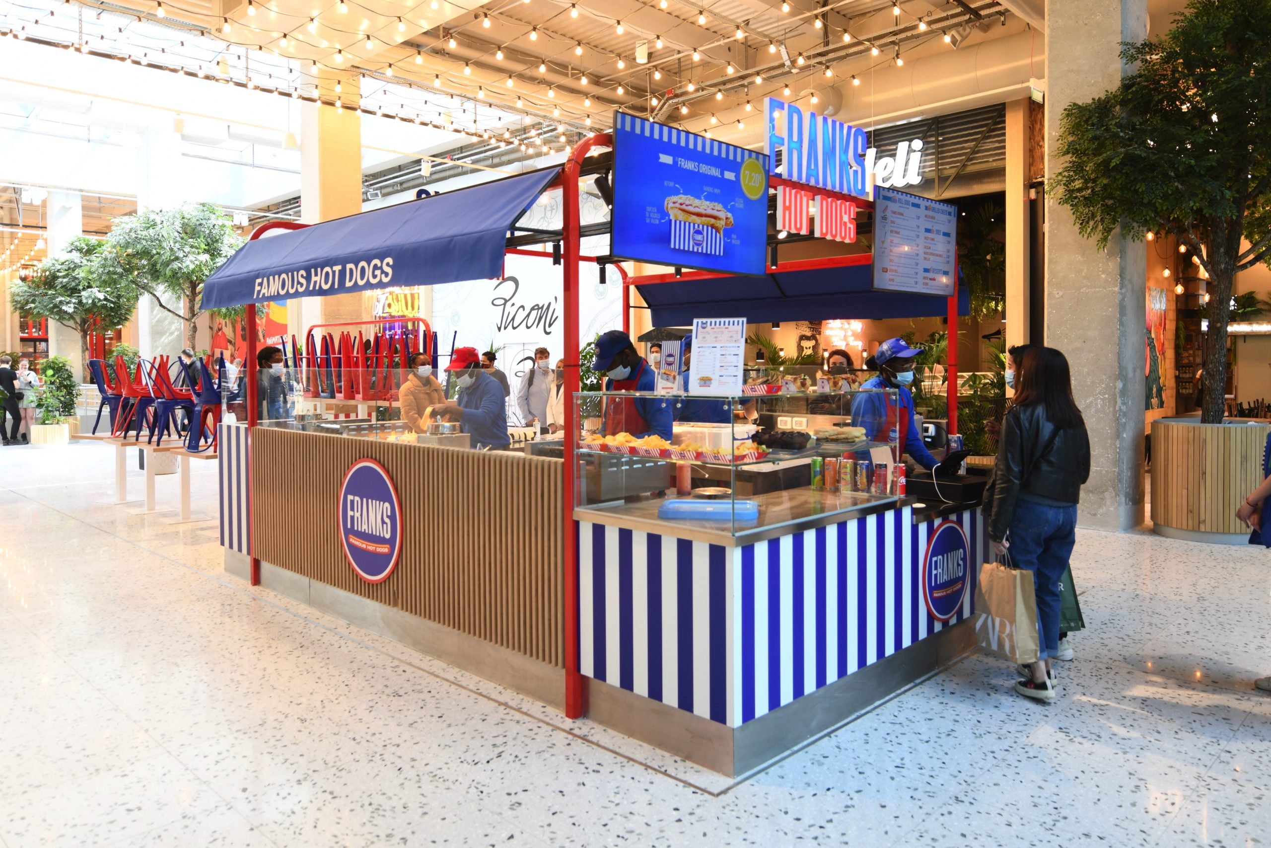 Les hotdogs de Franks prêts à rivaliser avec les burgers Defense92.fr