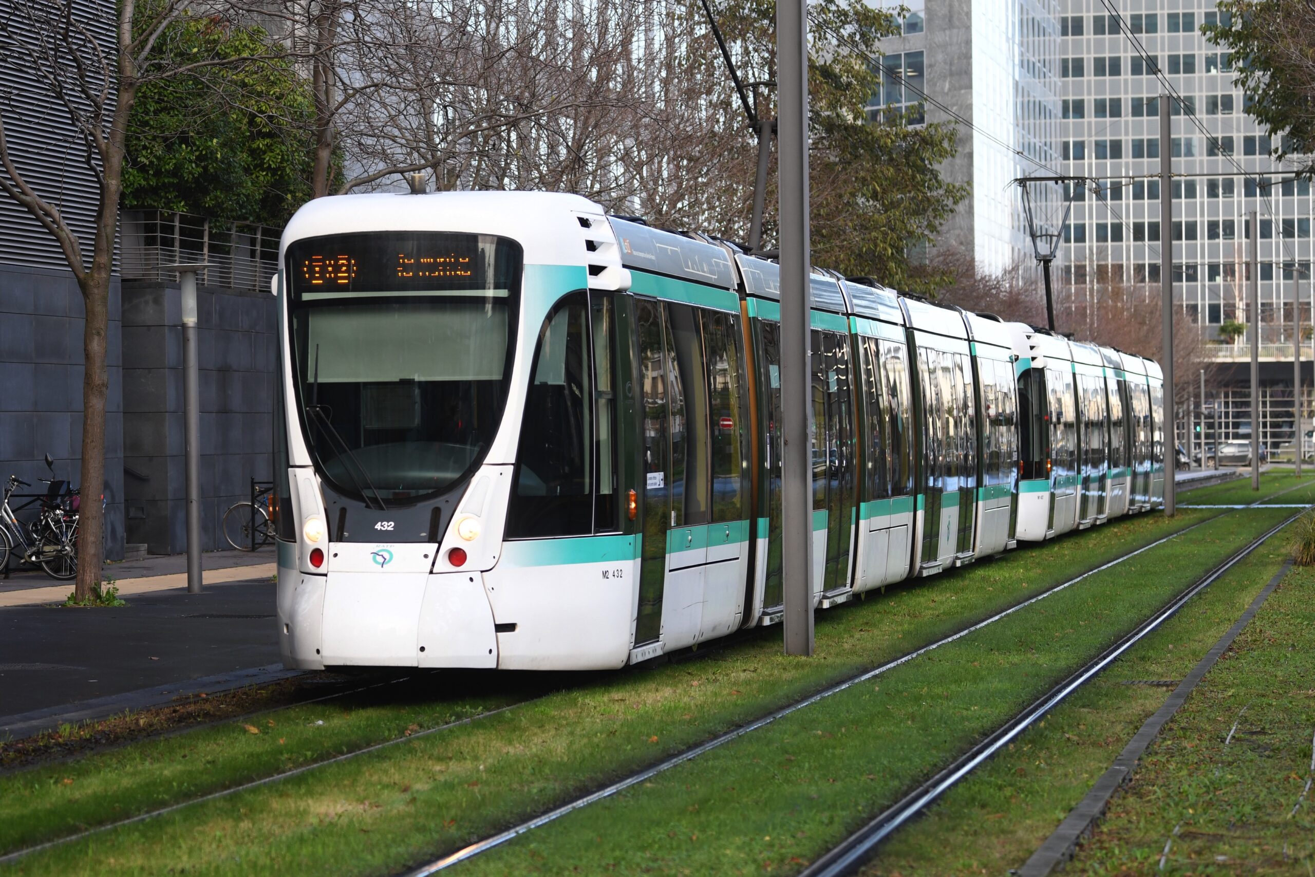Effondrement d’un escalier à Meudon : le trafic du Tramway T2 va ...