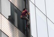 Titouan Leduc a escaladé en une quinzaine de minutes les cent mètres de la tour Opus 12