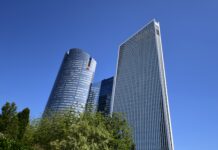 Soupçons de fraude fiscale : les bureaux de Société Générale perquisitionnés à La Défense et au Luxembourg