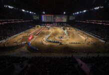 Il reste encore quelques places pour le Supercross de Paris 2025 à la Paris La Défense Arena