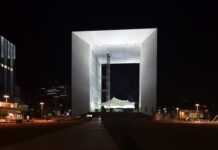 La Grande Arche retrouve enfin son éclairage nocturne (et cette fois, c’est pour de bon)