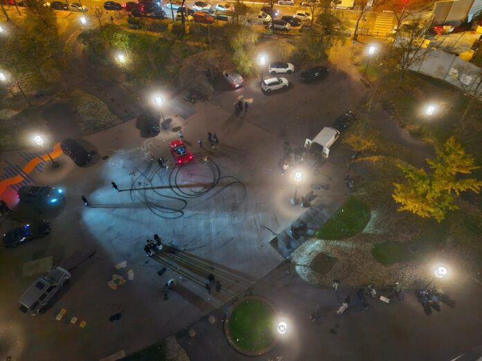 Le rappeur Gims a tourné un clip sauvage dimanche 9 octobre au pied des tours Nuages - DR