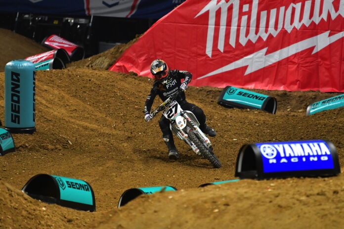 Malcolm Stewart est le « King of Paris » de l’édition 2025 du Supercross de Paris - Defense-92.fr