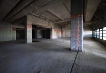 Viol antisémite d’une adolescente : la peine de l’un des accusés réduite en appel