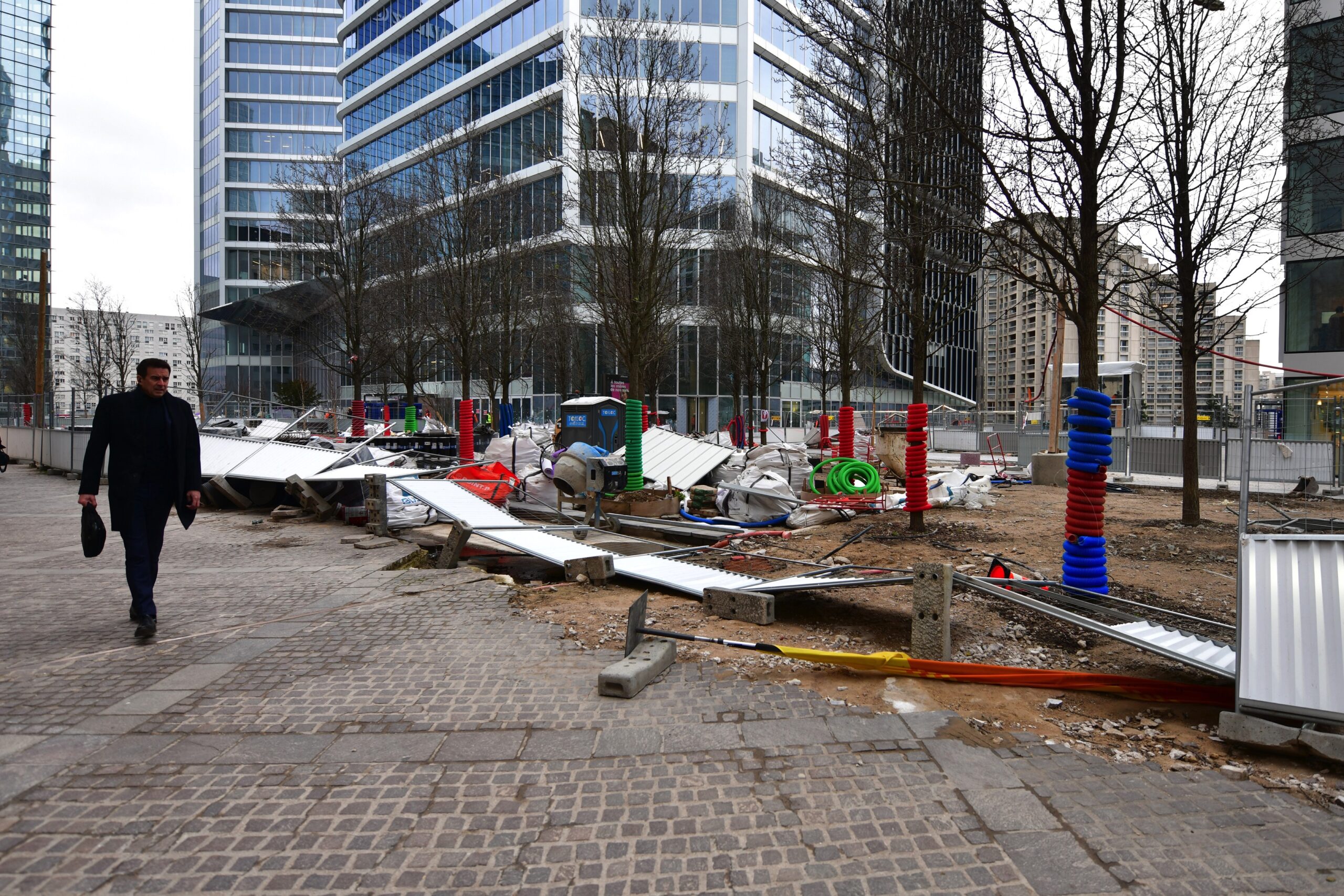 Storm Goretti caused only minimal damage in La Défense Storm Goretti caused only minimal damage in La Défense