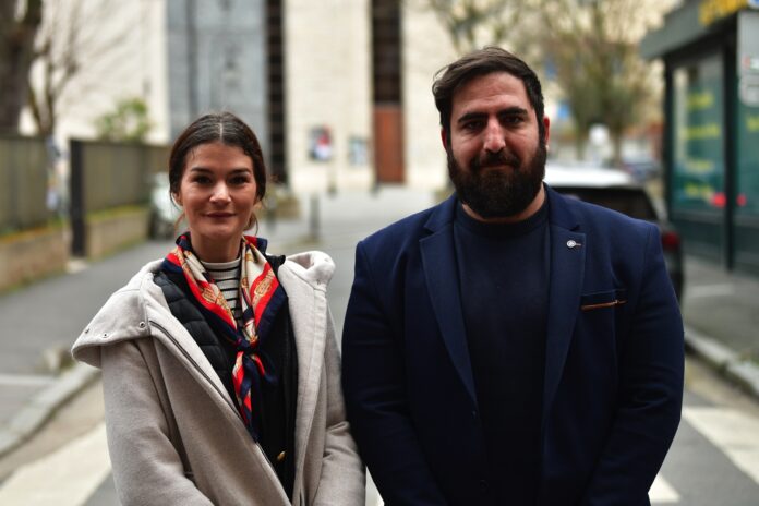 Hélène Matouk et son directeur de campagne, Armand Aleksanyan - Defense-92.fr