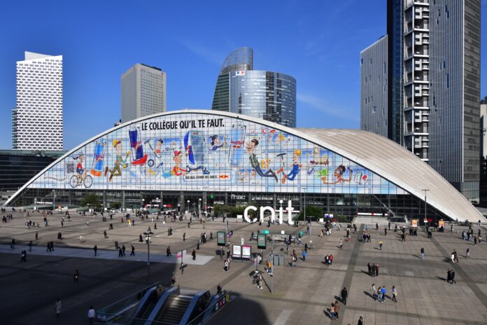 La publicité pour Red Bull restera visible jusqu’à la fin du mois de mars - Defense-92.fr