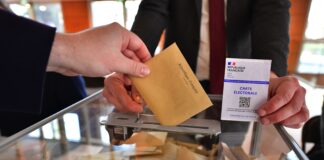 Municipales 2026 : retrouvez les candidats en lice pour le second tour à Courbevoie et Nanterre