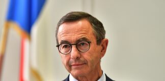 Présidentielle 2027 : Bruno Retailleau présente à Nanterre son plan d’urgence contre les trafics