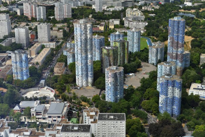 Les tours Aillaud sont au cœur d'un trafic de stupéfiants à l'origine de nombreuses violences - Defense-92.fr