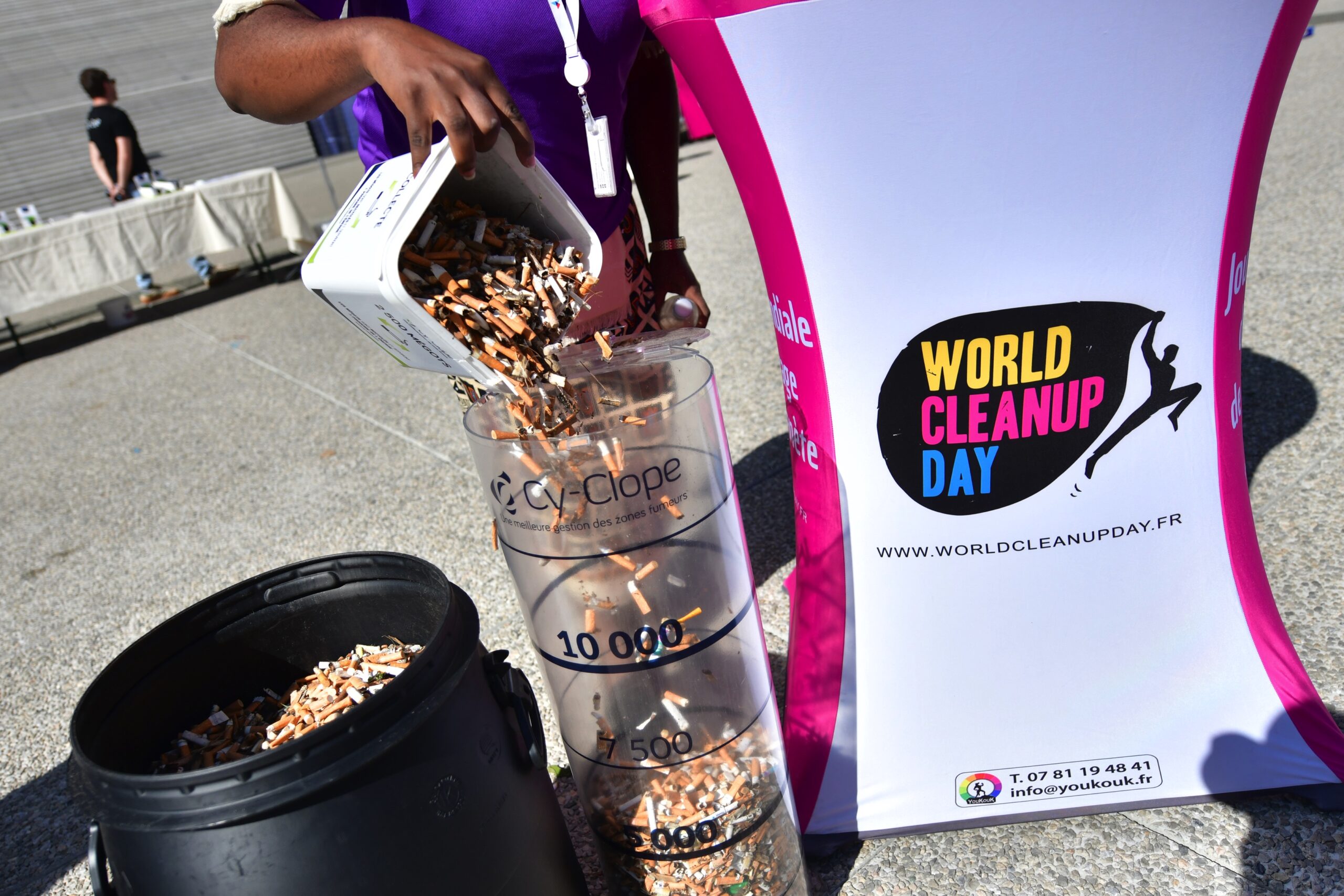 Le World Cleanup Day lance sa chasse aux mégots ce jeudi sur le parvis de La Défense