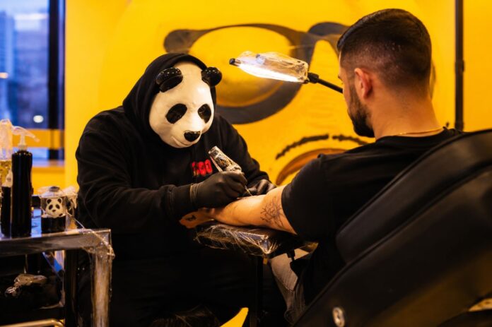 Zoo Ink Show réunira une cinquantaine de tatoueurs et tatoueuses - Zoo Art Show